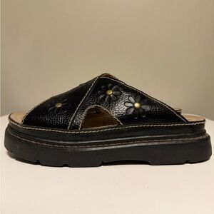 Faded Glory Chunky Platform Star Flower Cutout Brown Sandals Women’s US 8.5